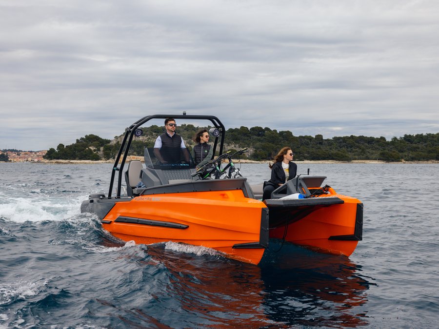 ROTO Nautica Korkyra 650 catamaran cruising the Adriatic coast
